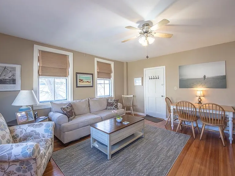 35 Pelham St #D1 — Photo 3