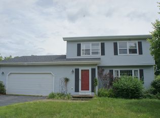 9 Aspen Dr, Essex Junction, VT 05452
