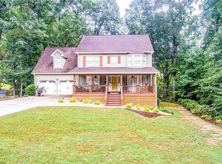 3743 Spring Leaf Ct, Acworth, GA 30101