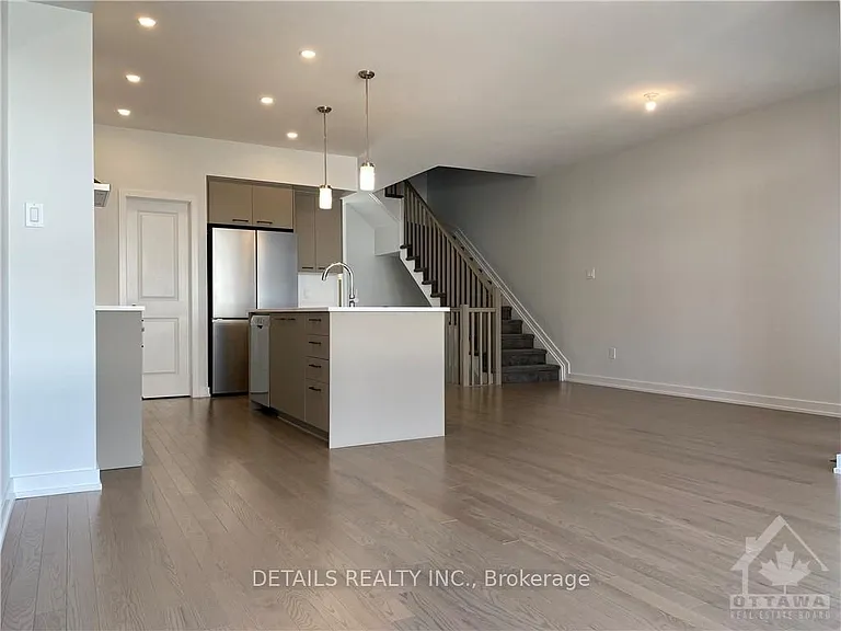 370 Walden Dr — Photo 6