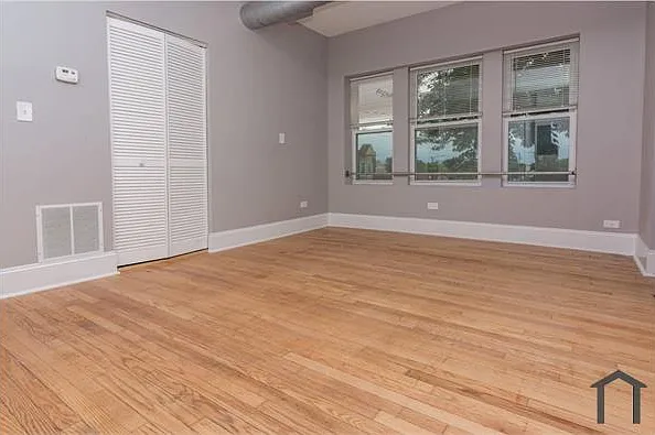 Studio, $1,200 — Photo 3