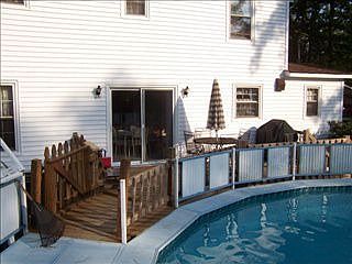 3rd image of 107 Mimosa Park Dr
