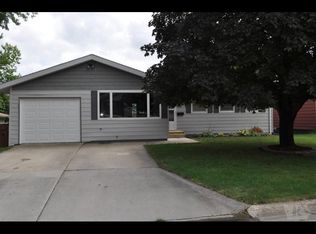1007 Sunset Dr, Carroll, IA 51401