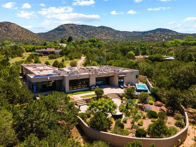 741 Calle Espejo, Santa Fe, NM, 87505