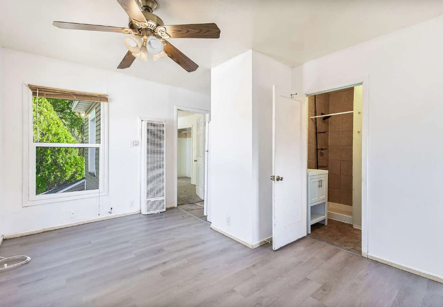 1 bed, 1.0 bath, 500 sqft, $875 — Photo 3