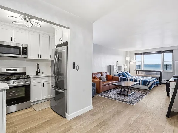 5800 Arlington Ave APT 15P, Bronx, NY 10471