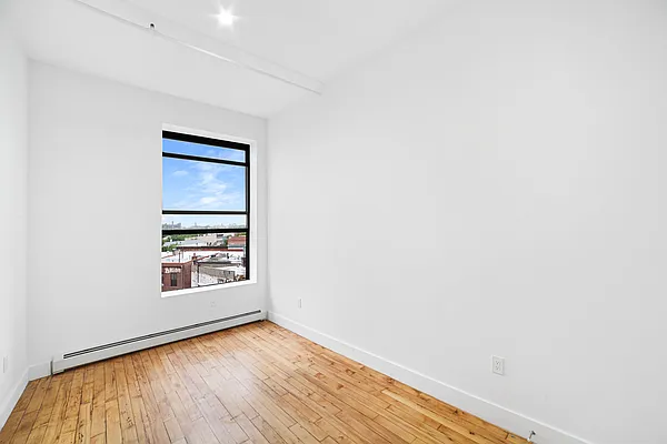 Rented by Mirador Real Estate | media 25