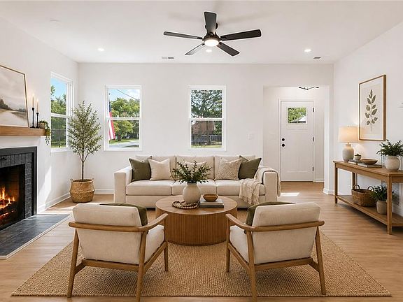 2nd image of 6015 Hampton Blvd