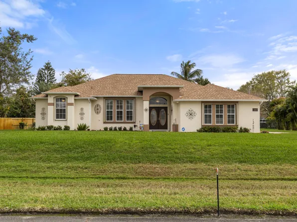 104 SW Lion Lane, Port St Lucie, FL 34953
