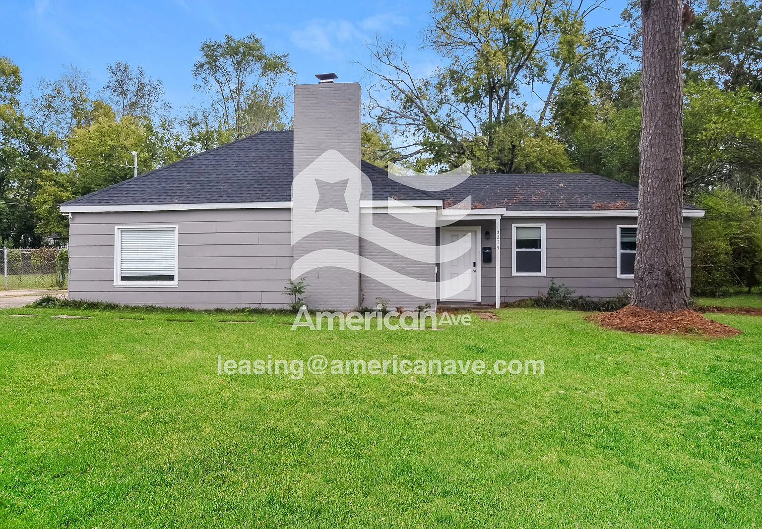 3 bed, 2.0 bath, 1739 sqft, $1,350 — Photo 1
