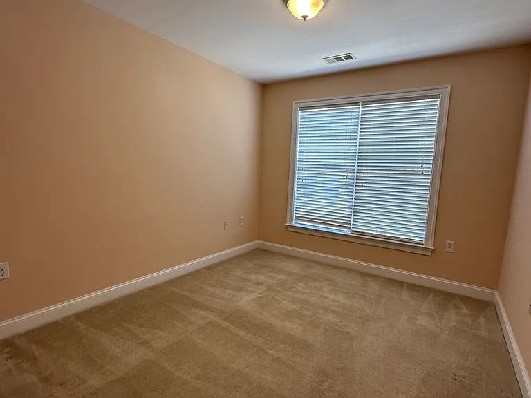 1501 Glenwood Station Ln #304 — Photo 11