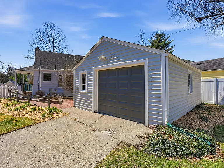 1102 Arborview Blvd — Photo 48