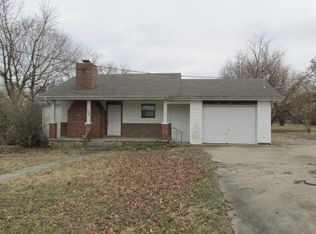 304 W Washington, Marionville, MO 65705