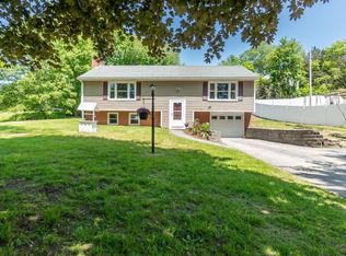 39 Webster St, Hudson, NH 03051
