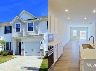 12 Fernhill Ln, Fountain Inn, SC 29644