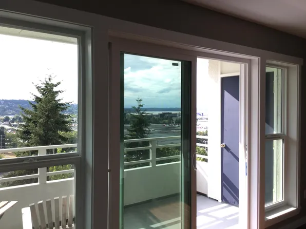 335 Vuemont Pl NE APT 3, Renton, WA 98056