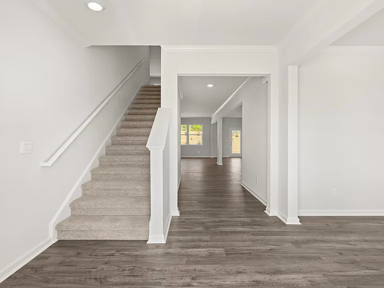 123 Thompson Way — Photo 4