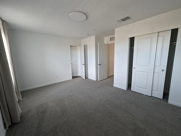 4173 Arjuna Way — Photo 24