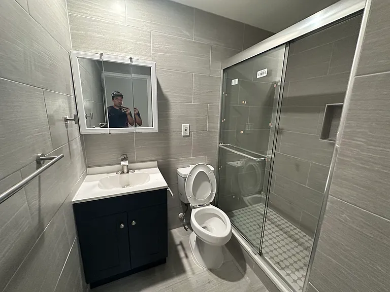 3733 Lancaster Ave — Photo 7