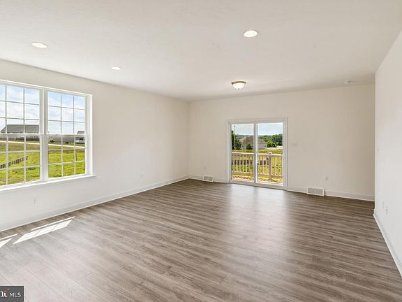 3rd image of 23 Partridge Ct #C68