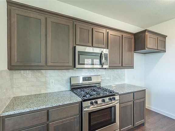 3rd image of 1812 Spoonbill Dr