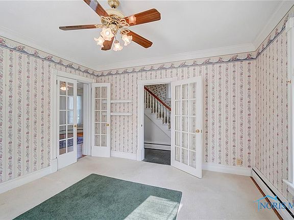 4th image of 609 Wallace Ave