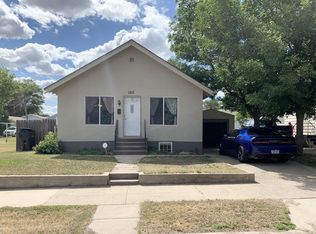 1011 6th Ave W, Williston, ND 58801