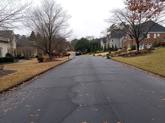 4th image of 3875 Falls Landing Dr
