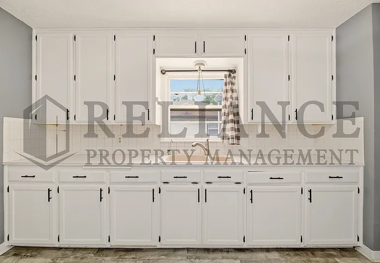 1458 N Old Manor Rd — Photo 15