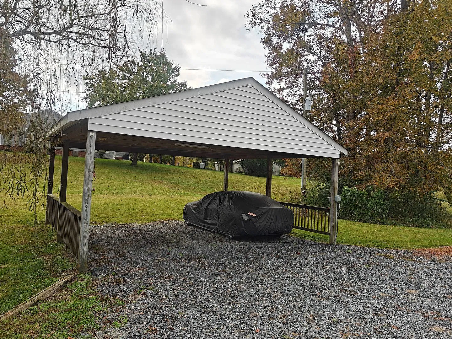 4 bedroom home in Powhatan — Photo 2