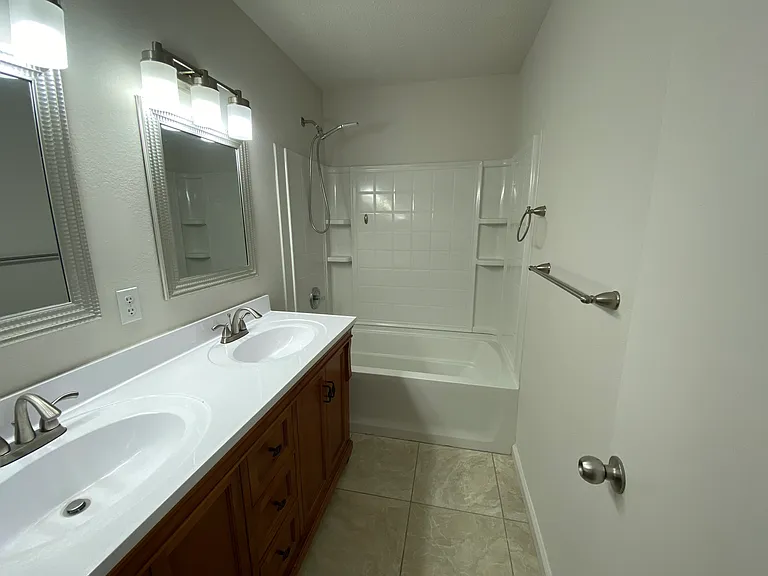 618 Marbury Way — Photo 11