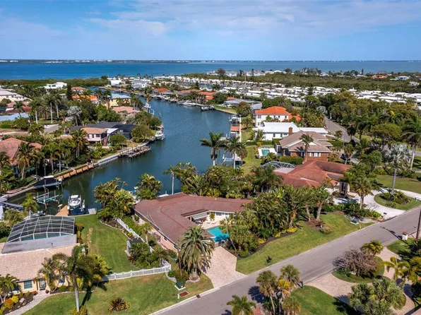 5930 Emerald Harbor Dr, Longboat Key, FL 34228