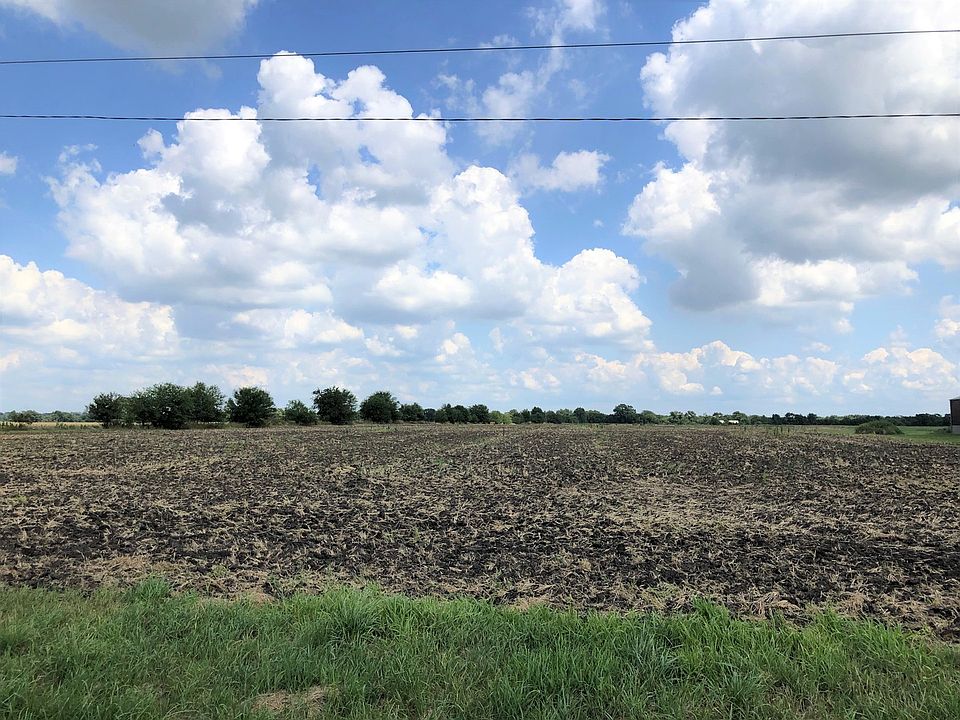 2nd image of 3260 N. 5000 Rd. W