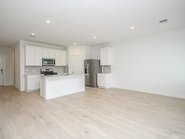 30030 Gallatin River Ln — Photo 7