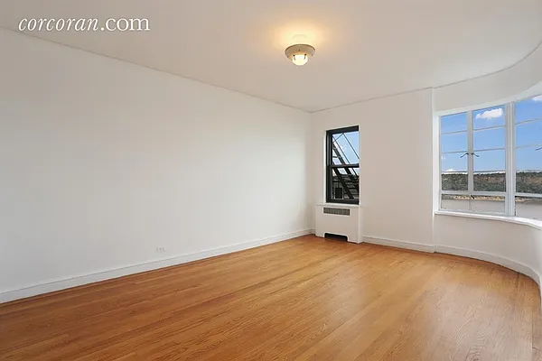 Sold by Corcoran | media 23