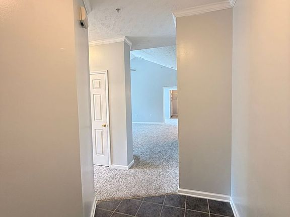 3rd image of 649-204 Brandermill Rd