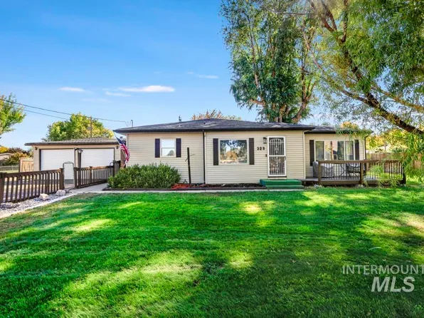 329 Falls Ave W, Twin Falls, ID 83301
