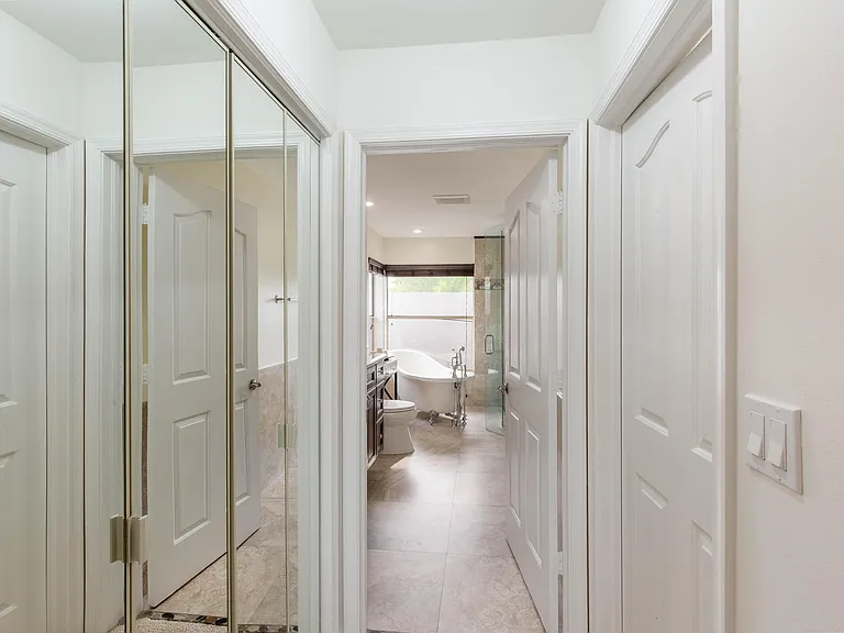 1741 Grantham Dr — Photo 16