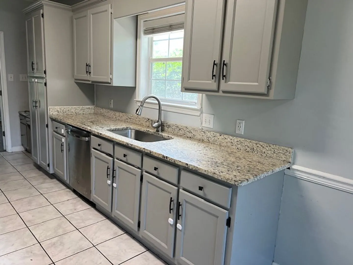 4/2.5 located in Pinehurst subdivision — Photo 4