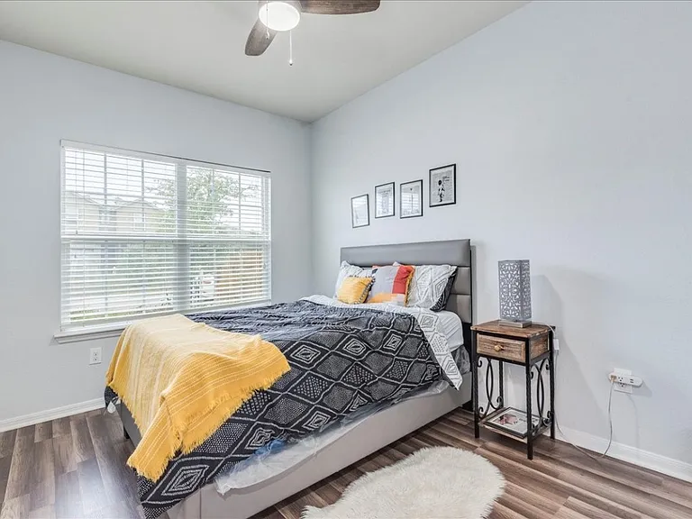 9806 Baden Ln #9806 — Photo 21