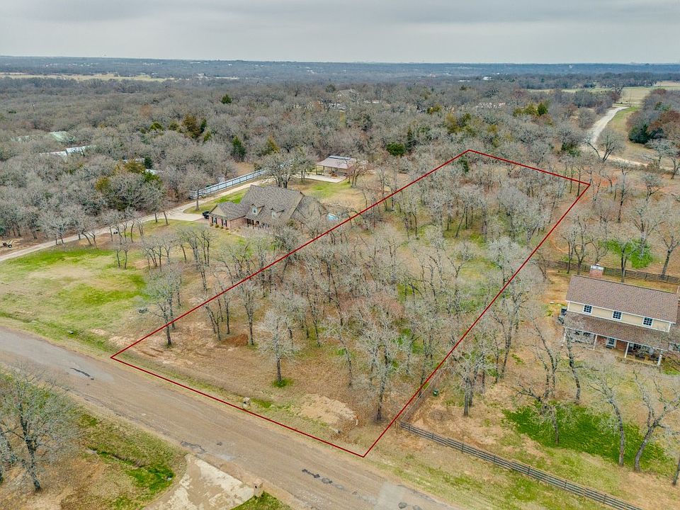 1st image of 1921 Crystal Ln
