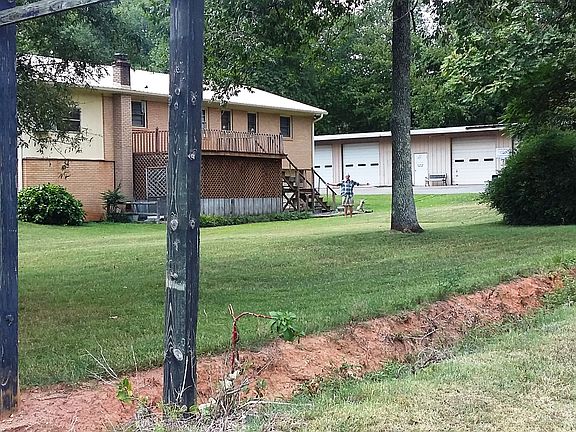 3rd image of 251-261 Springdale Dr