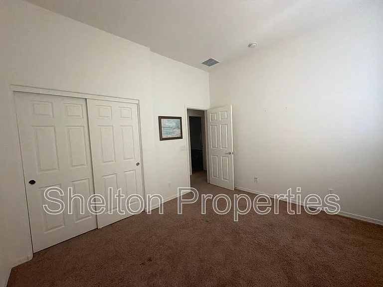 25207 W Centre Ave — Photo 20