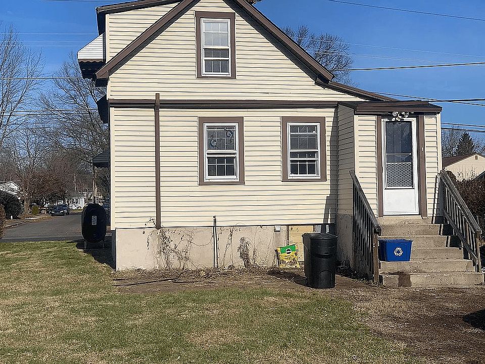1st image of 111 Melvin Ave