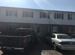 1317 Monomoy St APT D, Aurora, IL 60506