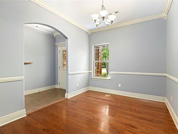 5th image of 2958 N Cassius Ln