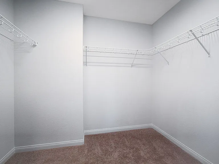 7821 Tomsburgh Ln — Photo 23