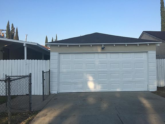 2 Car Garage