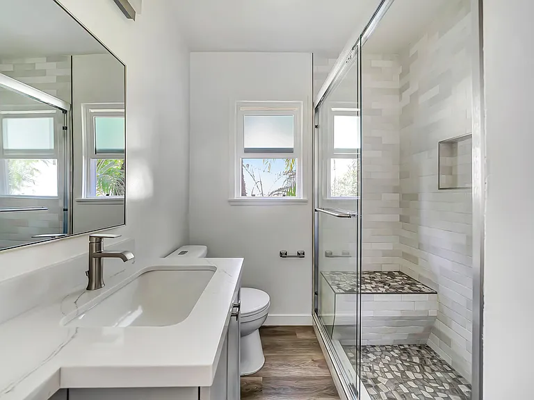 5840 Coldwater Canyon Ave #2 — Photo 11