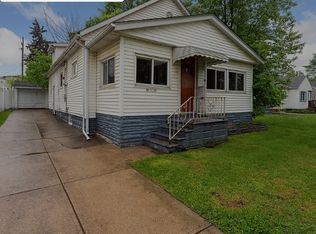38 Best St, Bedford, OH 44146